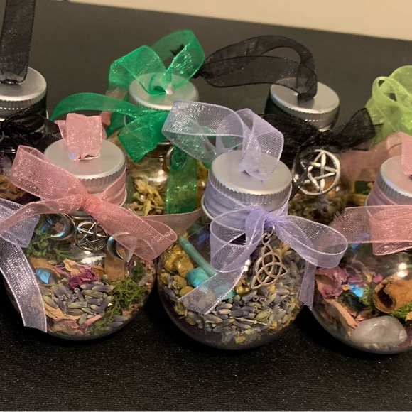 Witch Ball. Prosperity - Picture 2 of 2